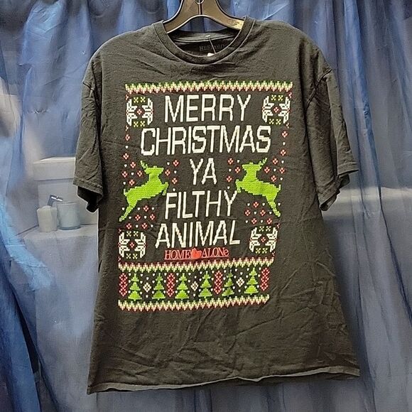 Home Alone Merry Christmas Ya Filthy Animal tshirt adult Large. Pants size xl - Picture 2 of 7
